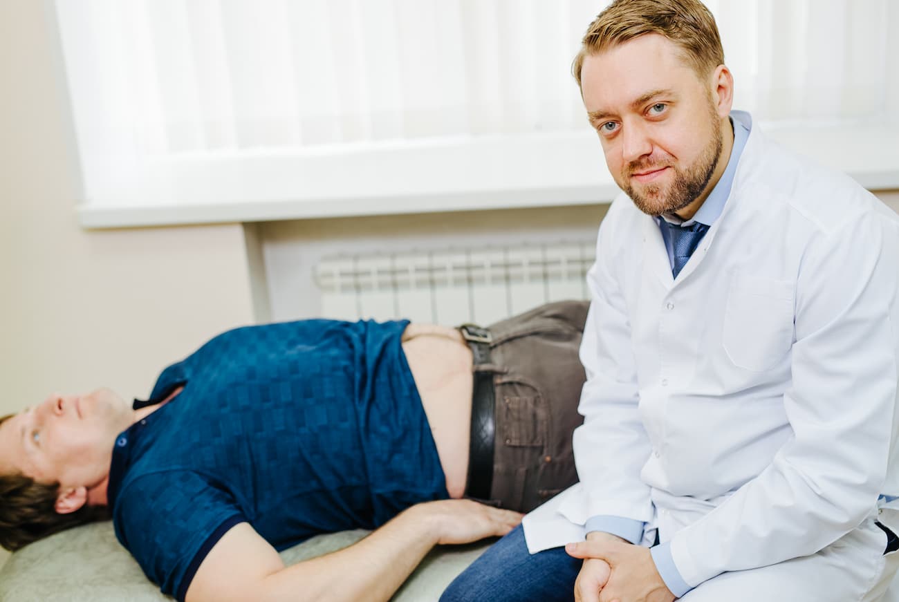 «Не вижу желчного пузыря, где он должен быть!». Красноярский хирург объясняет, почему поход к врачу лучше не откладывать