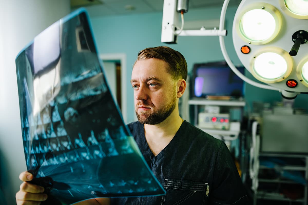 Желчнокаменная болезнь: как избежать камней в пузыре? Рассказывает хирург Дмитрий Чайкин