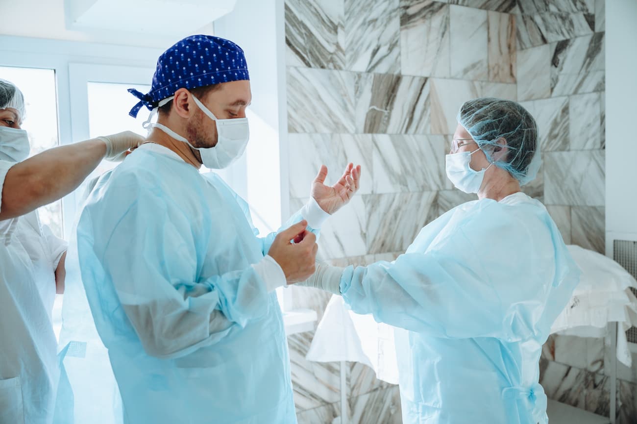 Без операции и с диагнозом по УЗИ: красноярский хирург рассказал о будущем в лечении аппендицита